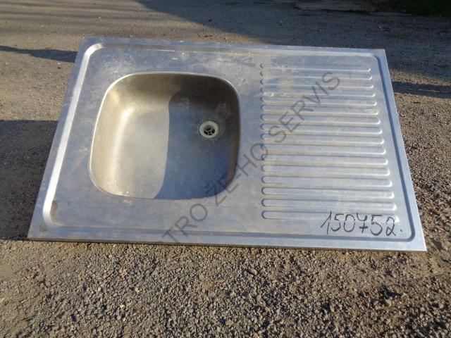 Dřezový výlisek s odkládací plochou vpravo 900x600
