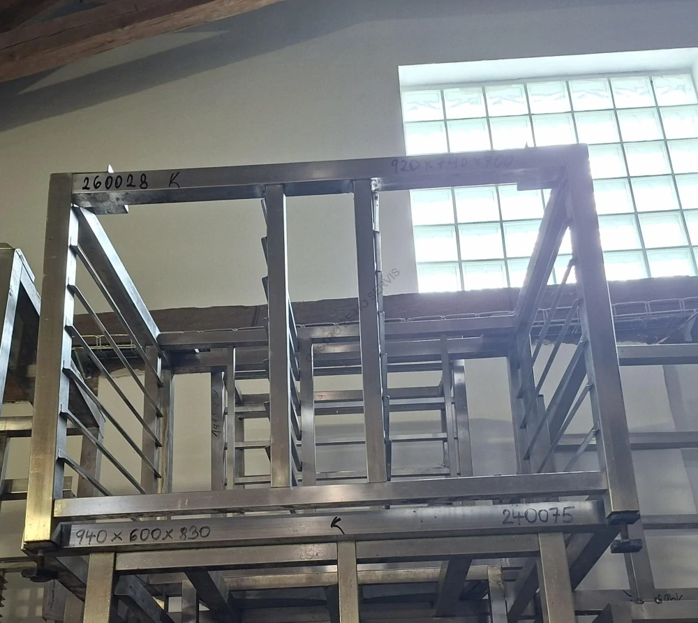 260028 Nerez podestavba 2 sekce/6x zásuv 920x740x700