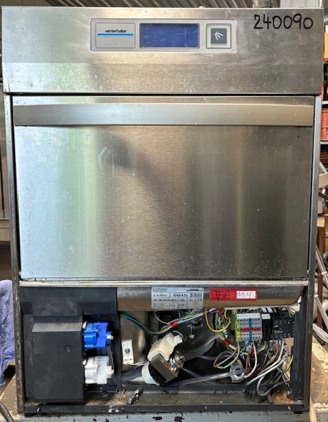 Mycí stroj UC-M  600x617x800