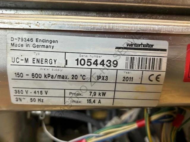 Mycí stroj UC-M  600x617x800