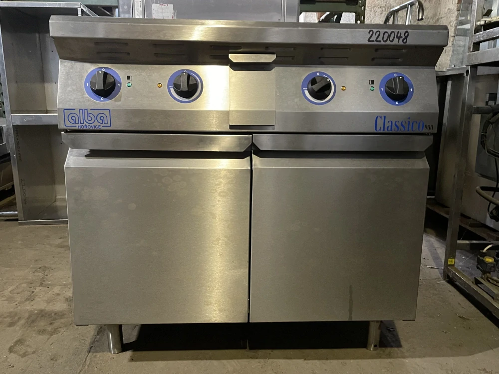 Grilovací deska E-GP-4/0,3 R900DS dvířka s policí  900x900x900