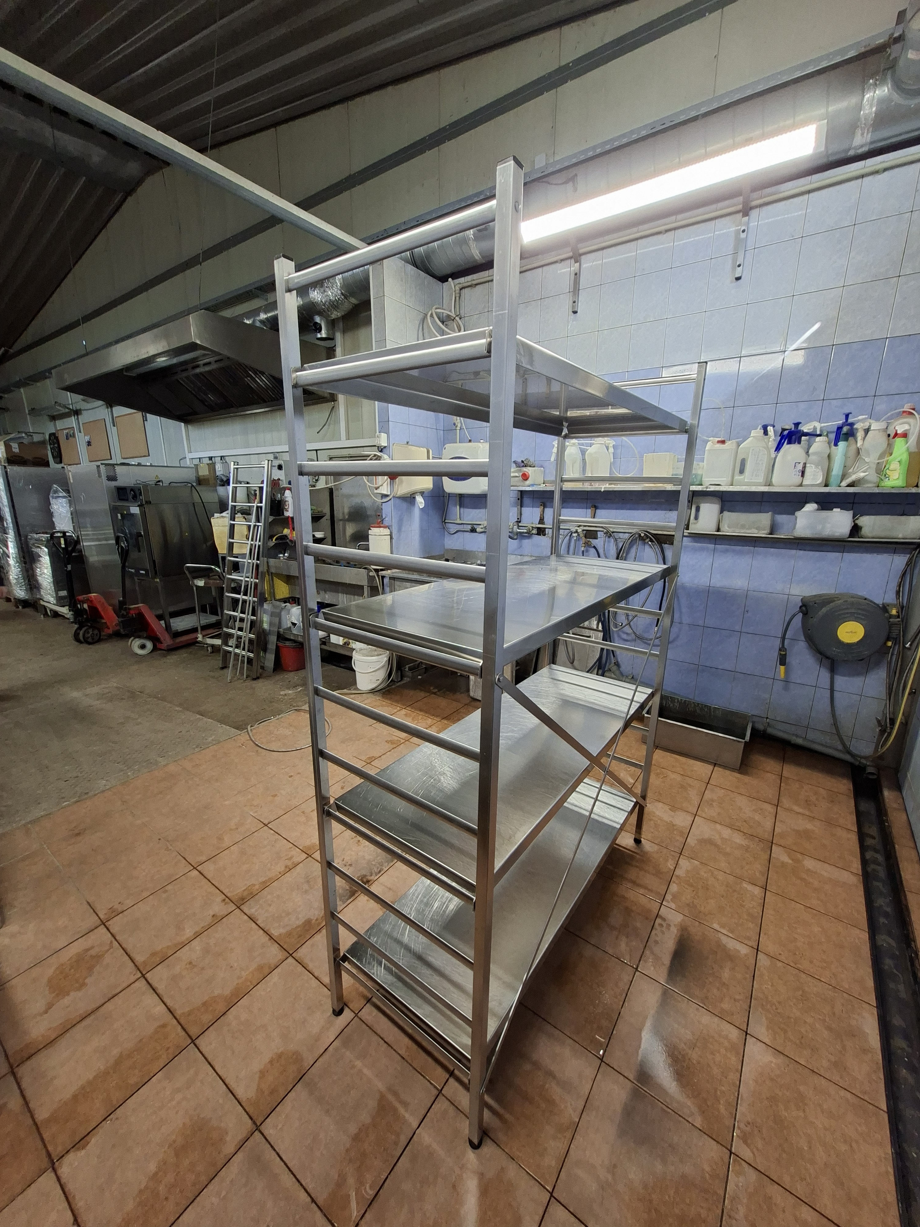 260022 Nerez. regál 4x police 920x600x1830