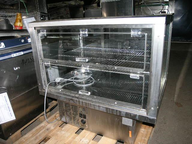 Chladící vitrína -  AV/MU, vestavná  850x620x530