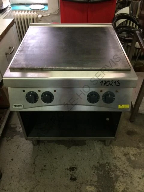 Varná plotna el. KT/E2 - vč. otevřené podestavby  800x900x850