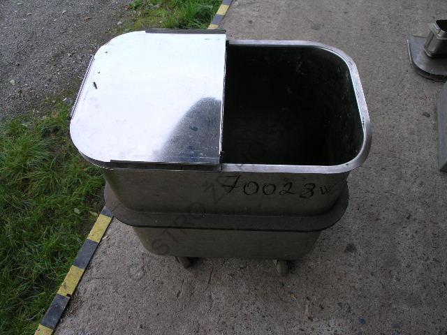 Pojízdná nádoba s víkem 590x380x640