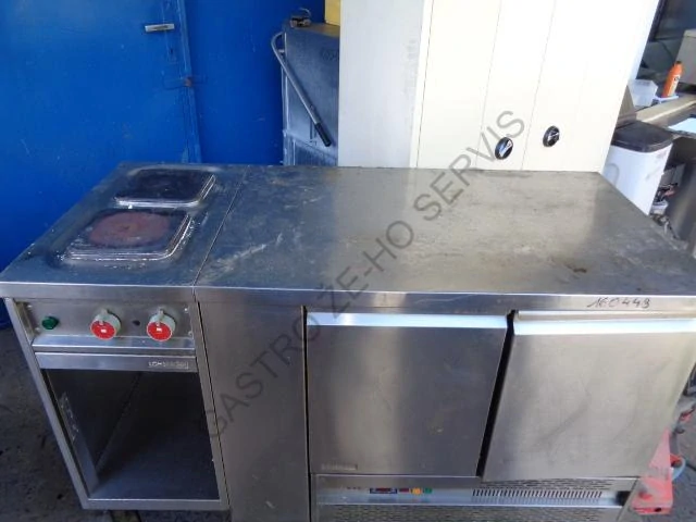 Chladící stůl s dvířky + dvouplotýnkové vařidlo  E-2/700ZS vlevo  1500x700x840