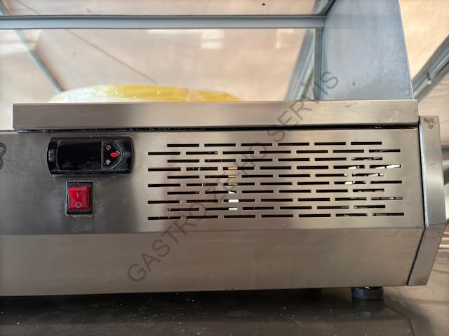 Chladící pultová vitrína - nerez,6x GN1/4-150 (980x270x150),agregát vpravo  1500x370x450