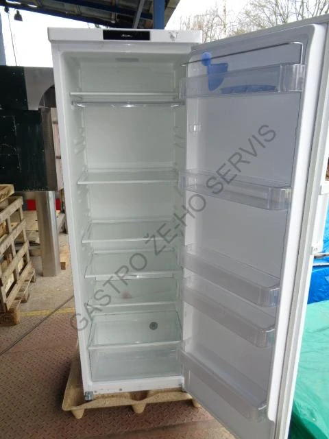 Chladnička WM 1800 A+W  600x560x1790