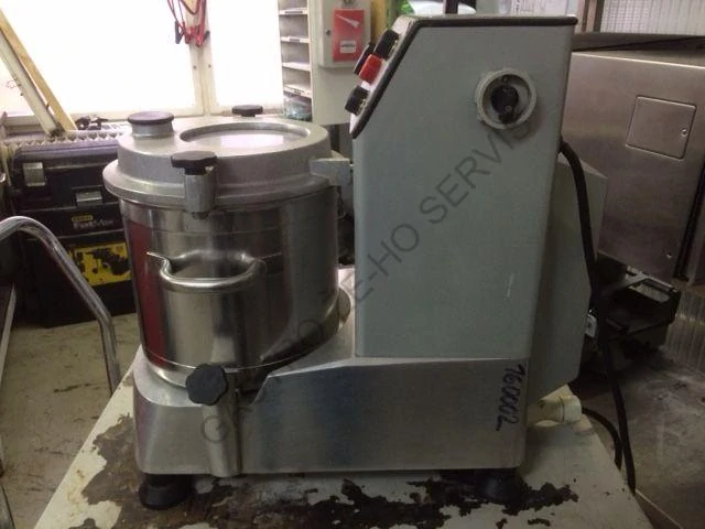 Kutr K175 700x630x450