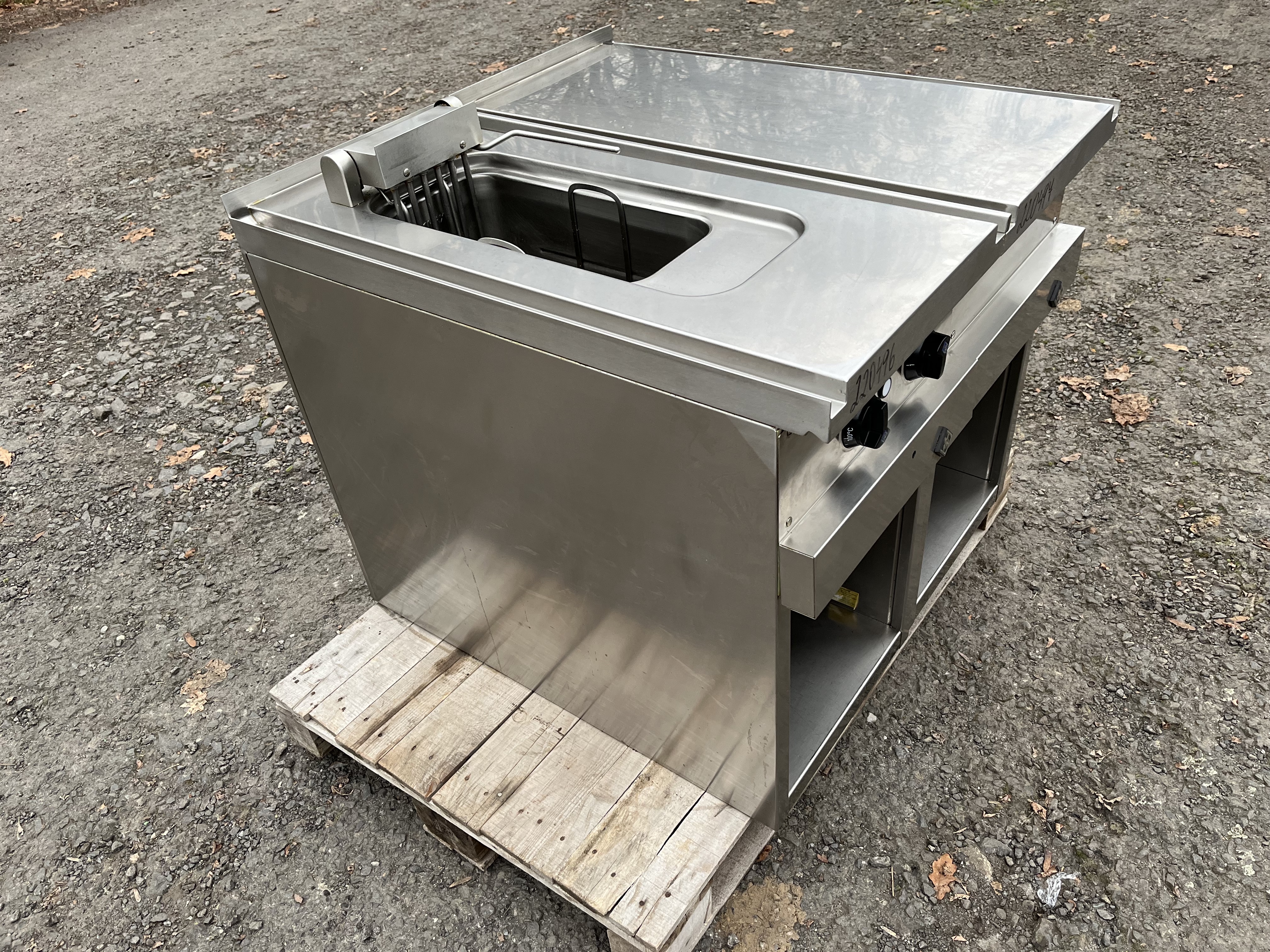 Fritéza el. - 2020321,OPTIMA 850,objem: 12,5l  400x850x920