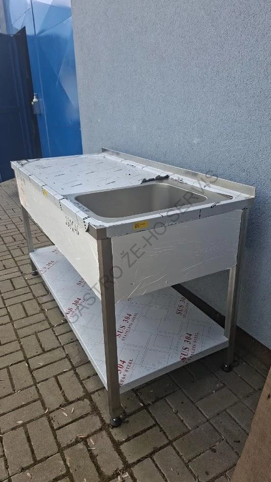 260246 Pracovní stůl nerez. s policí, dřez v pravo prolam. deska 1600x700x900 NOVÝ