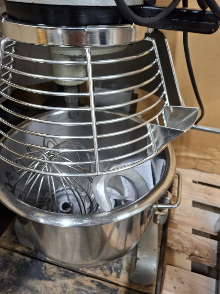 Robot univerzální Spar 200