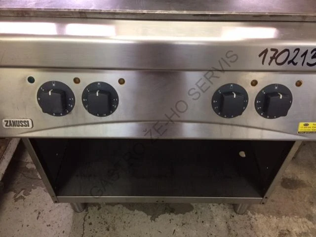 Varná plotna el. KT/E2 - vč. otevřené podestavby  800x900x850