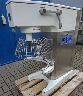 Robot RE22 + příslušenství