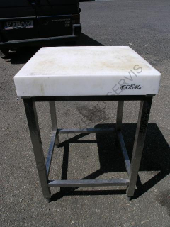 Řeznický špalek - nerez s nierolenovou deskou  600x600x850