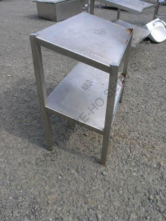 Dvoupolice sešikmená  570x300x500/560