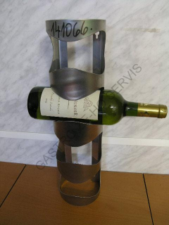 Police nástěnná na 4 vinné lahve 