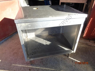 Stůl nerezový opláštěný 900x700x900