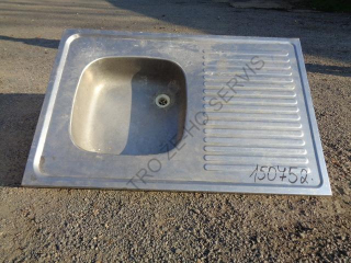 Dřezový výlisek s odkládací plochou vpravo  900x600