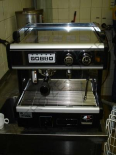 Kávovar jednopákový EK 