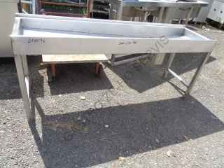 Vstupní stůl - nerez na koše k mycímu stroji,shoz na odpadky,ATYP  2000x550x900