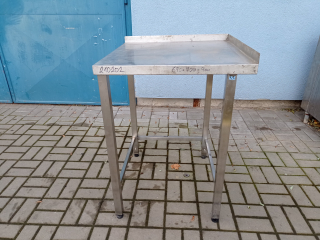 Stůl - nerez s trnoží,ZPL  670x700x900