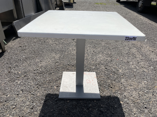 Párty stůl - skládací  730x730