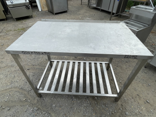 Stůl - nerez s roštovou policí,ZL  1200x700x900
