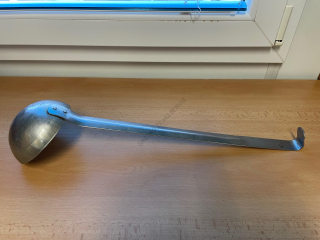 Naběračka - nerez  prům: 12,D-42,objem: 350ml