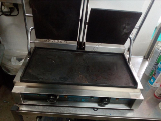 Dvojitý elektrický kontaktní gril - A150.672 570x370x200